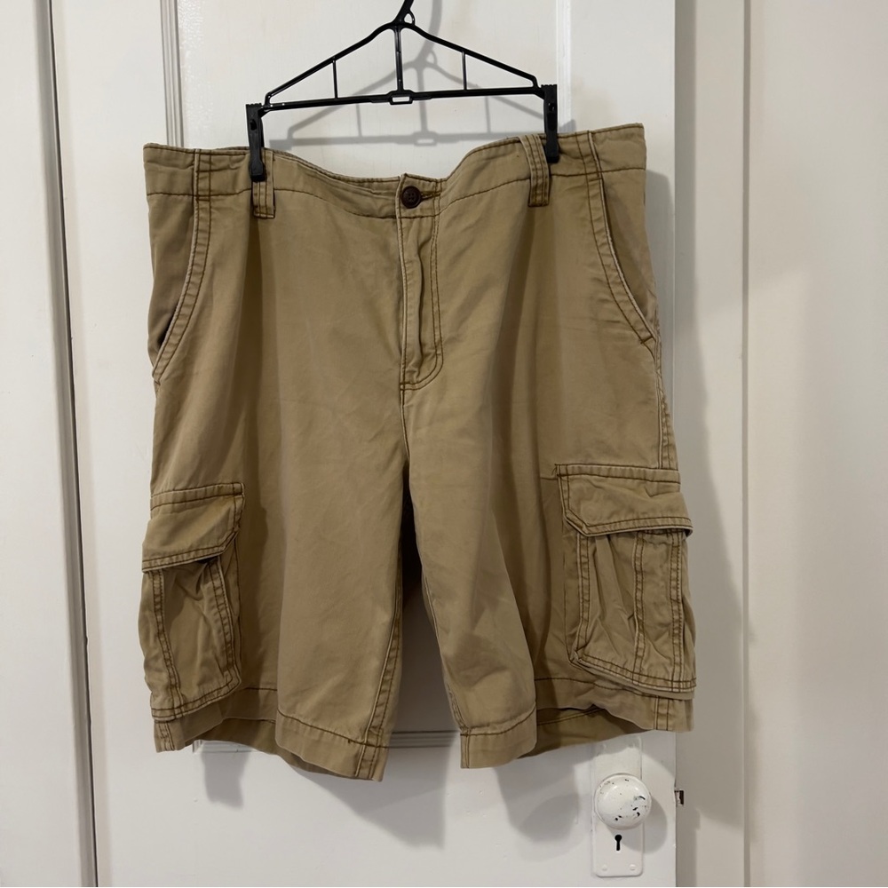 Aeropostale Beige Cargo Shorts
